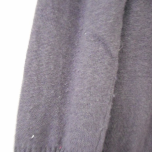 Banana Republic wool/cashmere blend sweater - Picture 3 of 8